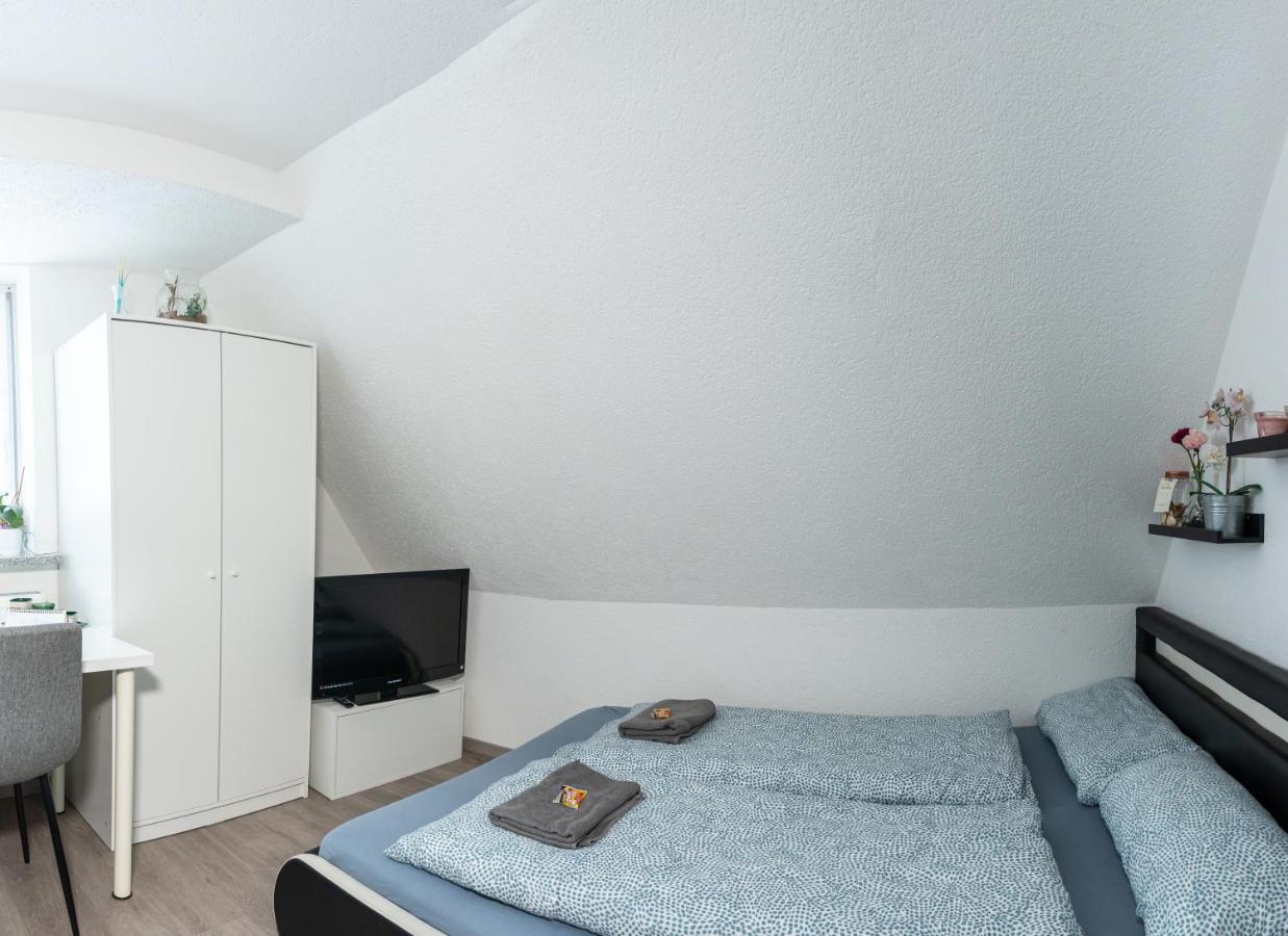 #1 Modernes Zimmer Mit Pool Und Garten Memmingen Exterior foto